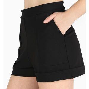 XS Blackmilk Push It Cuffed Shorts PC